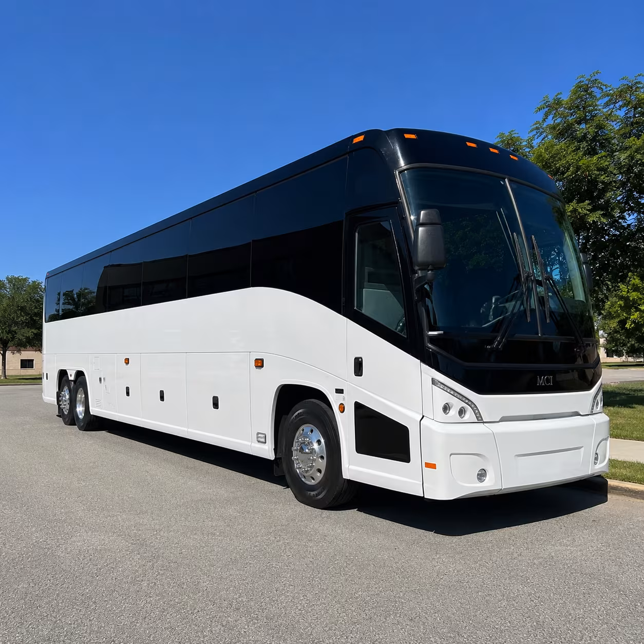 elizabeth 40 passenger charter bus