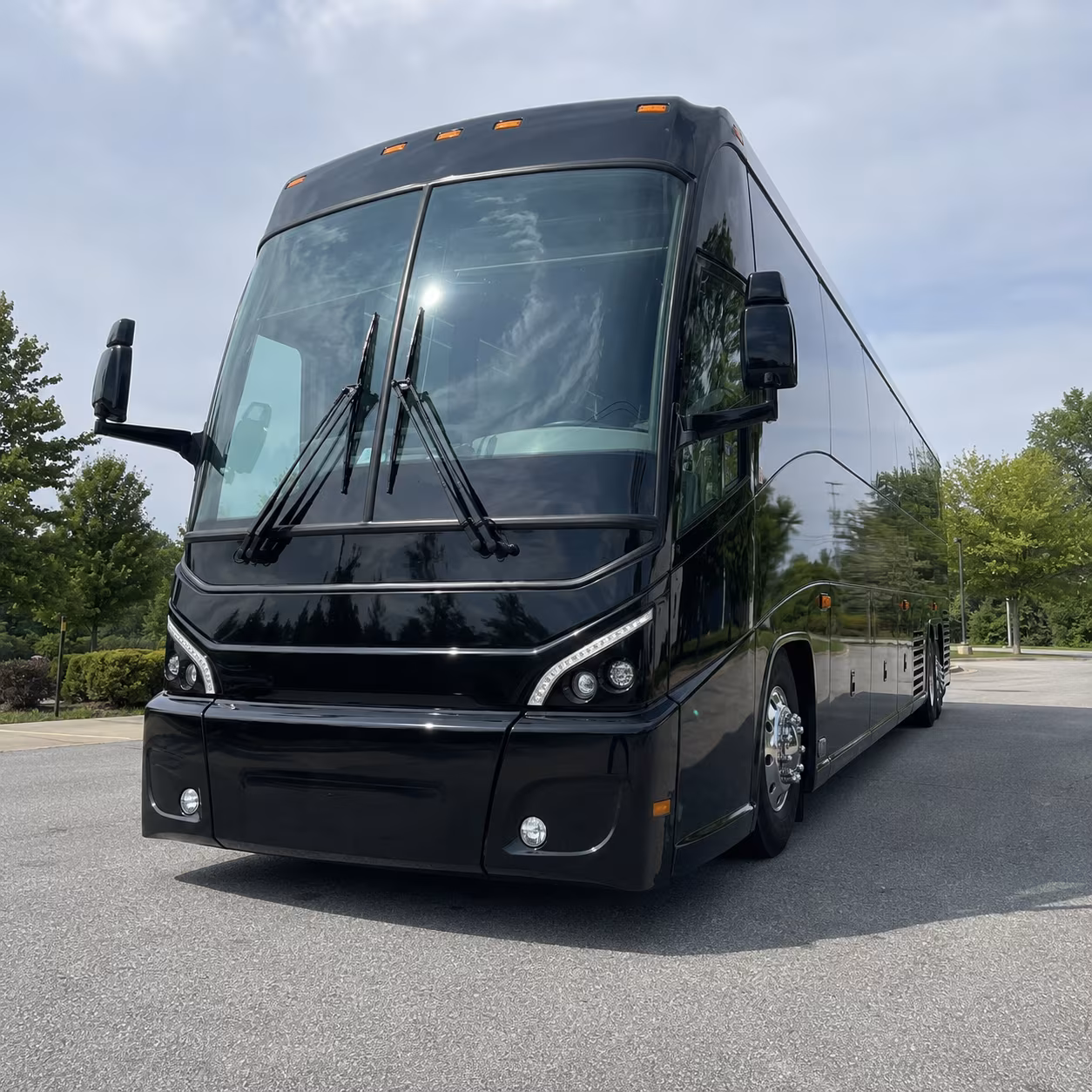 newark liberty international airport ewr charter bus rentals airport transfers